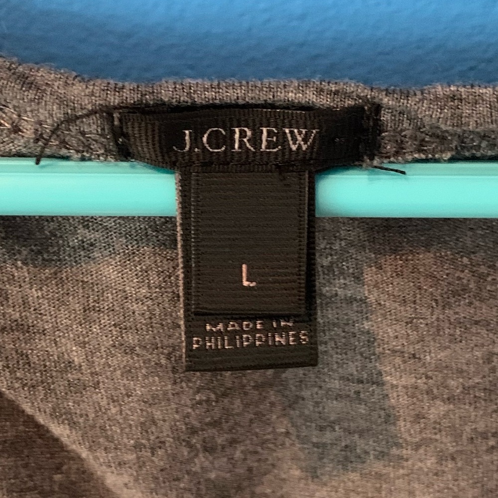 Women’s grey J.Crew tank top - Picture 3 of 3